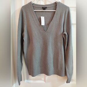 V-Neck Long Sleeve Women's Sweater in Taupe